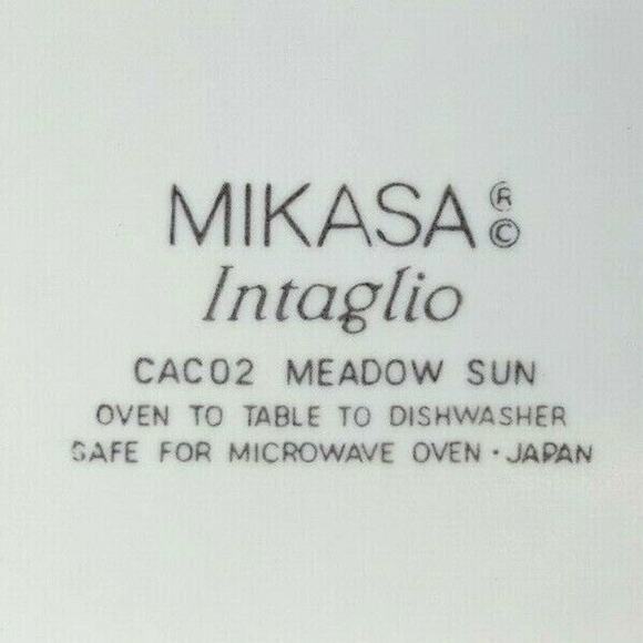 Mikasa Intaglio Meadow Sun 8" Gravy Boat w/ Detached Underplate CAC02 pink taupe - Picture 9 of 9